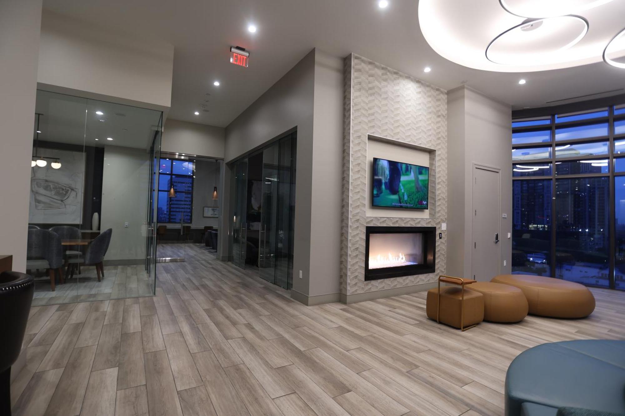 Houston'S Downtown Oasis Exterior photo